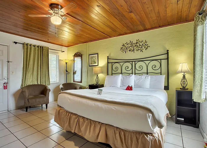 Island Breeze Inn - Venice